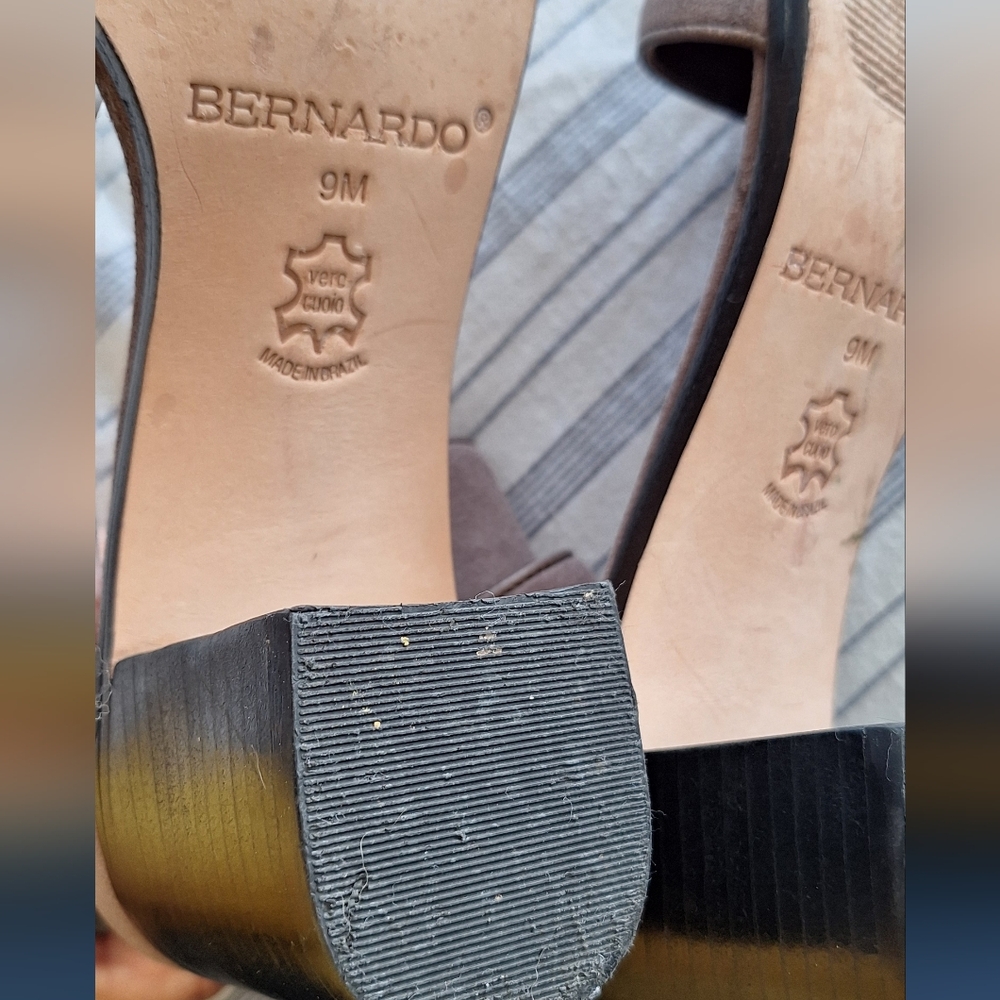 Bernardo Taupe Suede Block Heel Sandals Size 9 - Picture 5 of 10